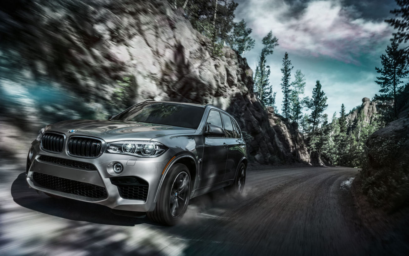Comparison BMW X5 M AWD 2018 Vs Jeep Grand Cherokee Overland 2018 comparison-bmw-x5-m-awd-2018-vs-jeep-grand-cherokee-overland-2018